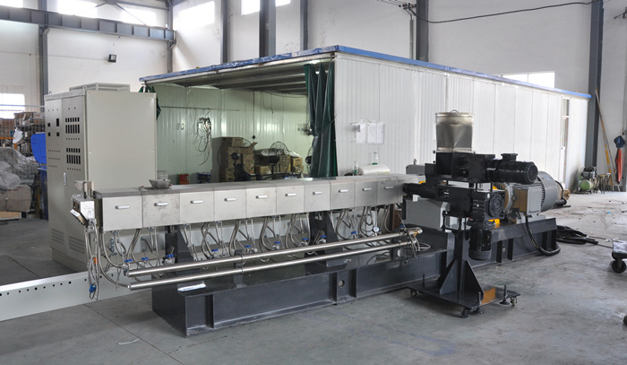 Extruder-f&uuml;r-Tiernahrung-1